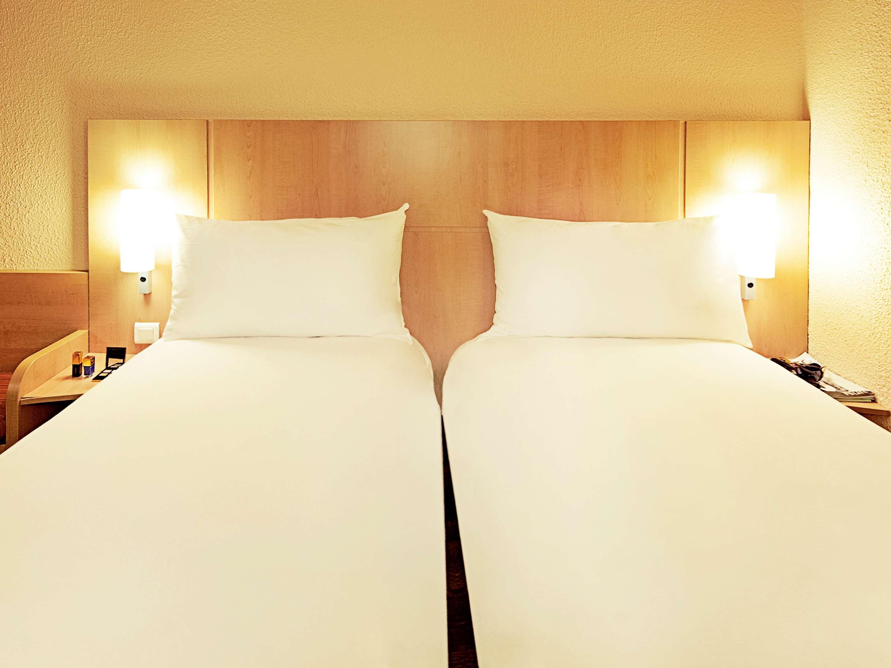 B&B Hotel Lille Roubaix Centre Grand-Place Екстер'єр фото