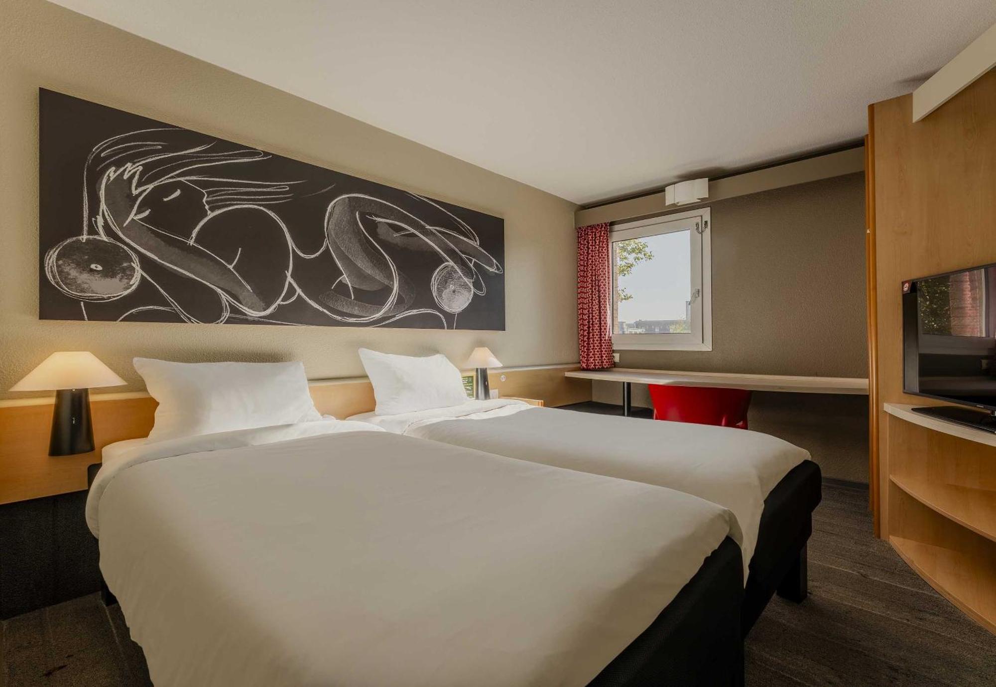 B&B Hotel Lille Roubaix Centre Grand-Place Екстер'єр фото