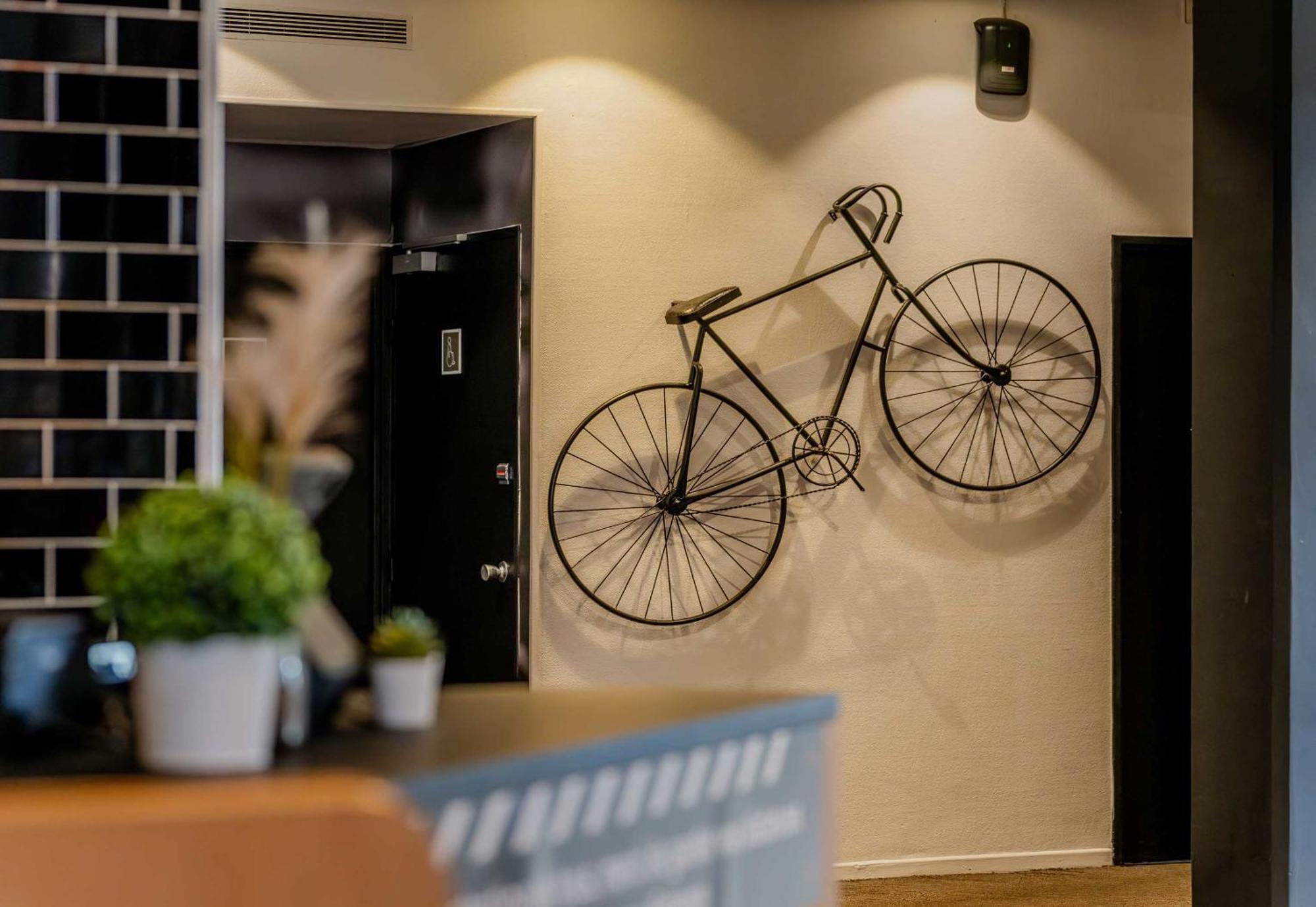 B&B Hotel Lille Roubaix Centre Grand-Place Екстер'єр фото