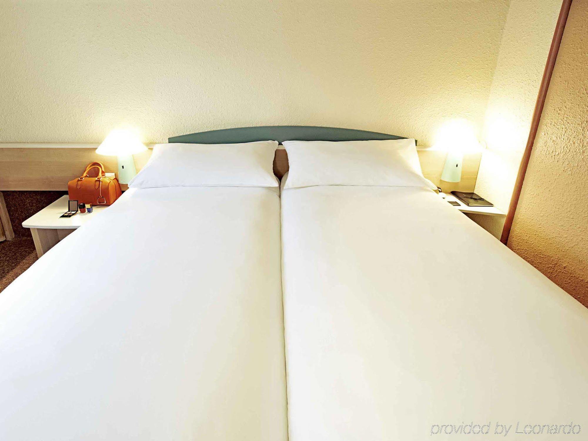 B&B Hotel Lille Roubaix Centre Grand-Place Екстер'єр фото